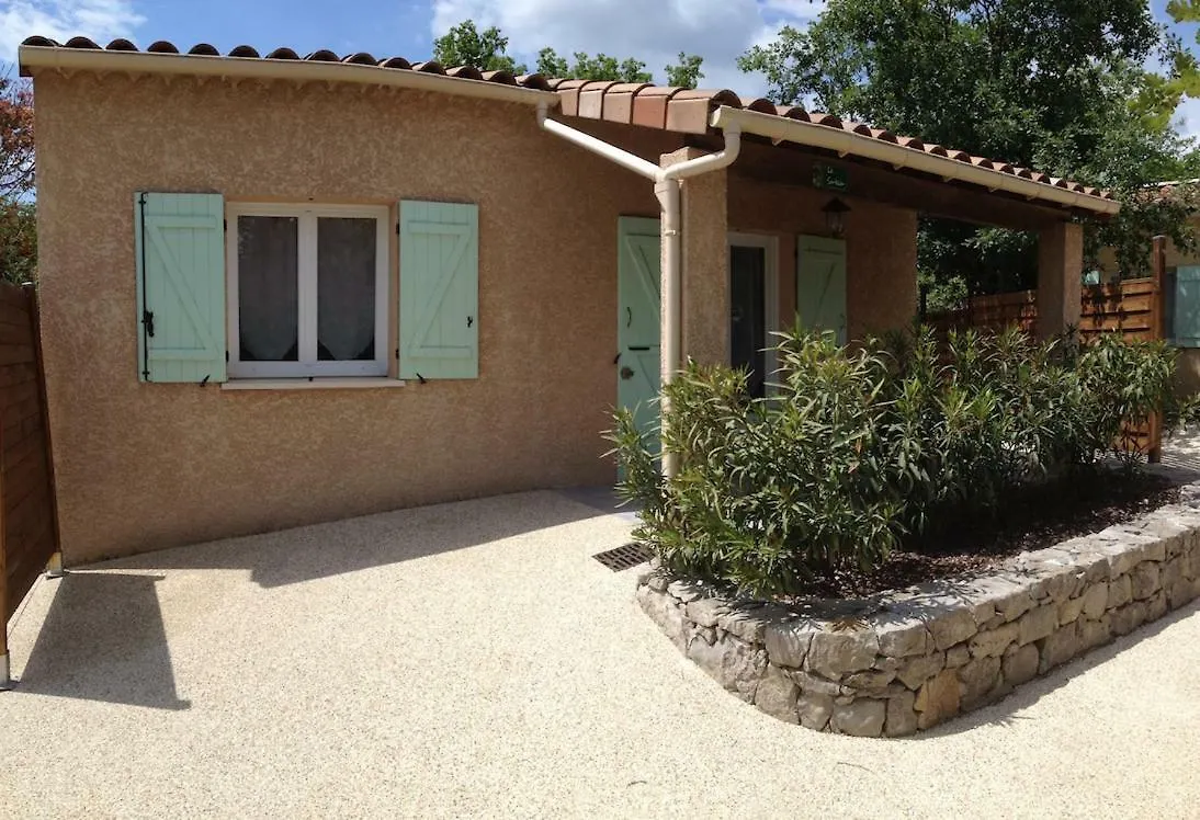 Gites Des Campanes Saint Alban Auriolles 0*,
